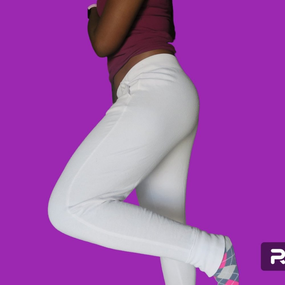 Victoria's Secret "vs" on left leg joggers drawstring sweatpants in white black - Picture 6 of 8